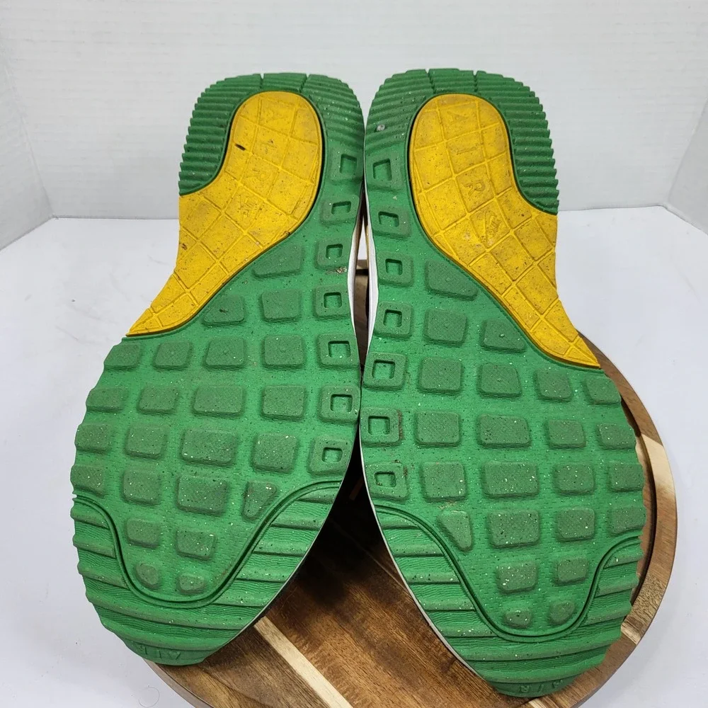 Nike Air Max SYSTM Mens 8 Oregon Ducks Yellow Green Excellent DZ7738-700